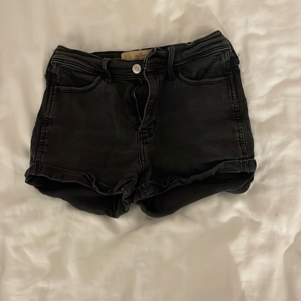Women’s hollister shorts